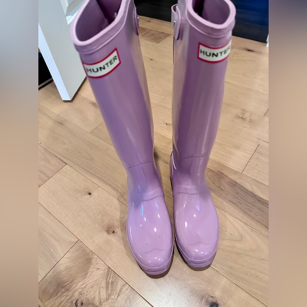 Hunter Rain Boots Gloss size 9 w/box & socks